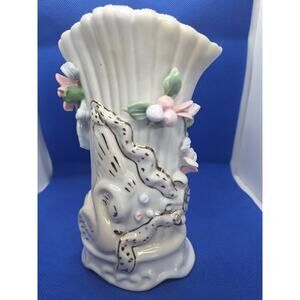 Porcelain Vase With 3D Flowers White w/Gold Accents- Flower Vase- Pink- Vintage